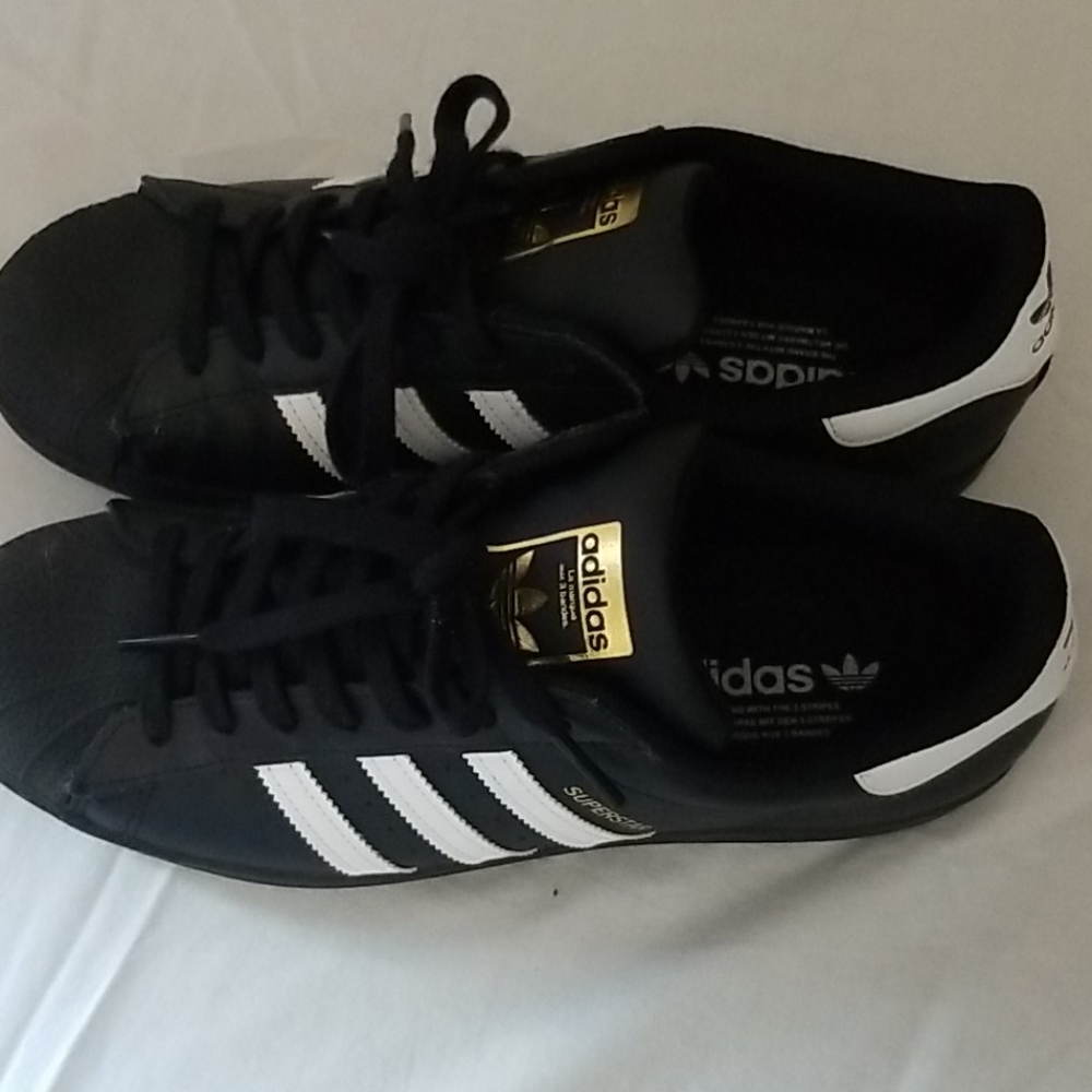 Adidas superstar men's sneakers with box